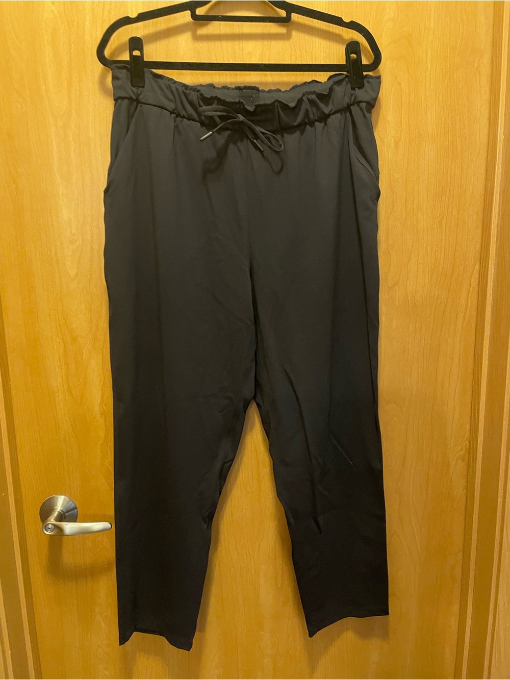 lululemon athletica Black Drawstring Jogger Pants Keep Moving 7/8